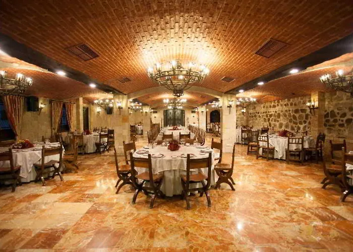 Sercotel Alfonso Vi Hotel 4*