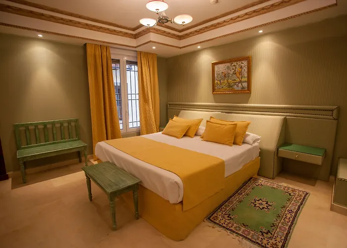 Sercotel Alfonso Vi Hotel 4*